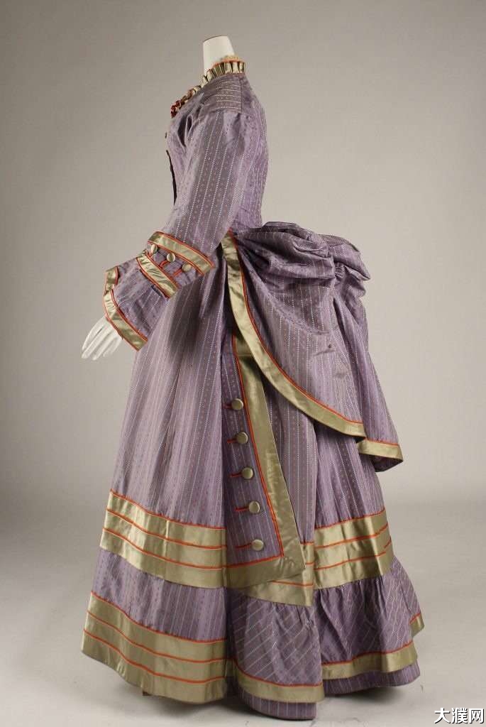维多利亚时期的服饰,从头到脚都流露着奢华与浪漫!